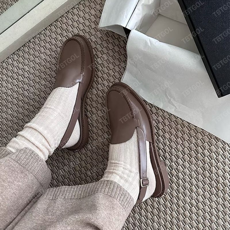 26P Women Designer Loafers Top Quality Slingback Shoes Leather Crystal Loafers Flats Woven Slippers Mules Sandals Party Dress Shoes Fashion Casual Office Flats 755 - 5 of 8