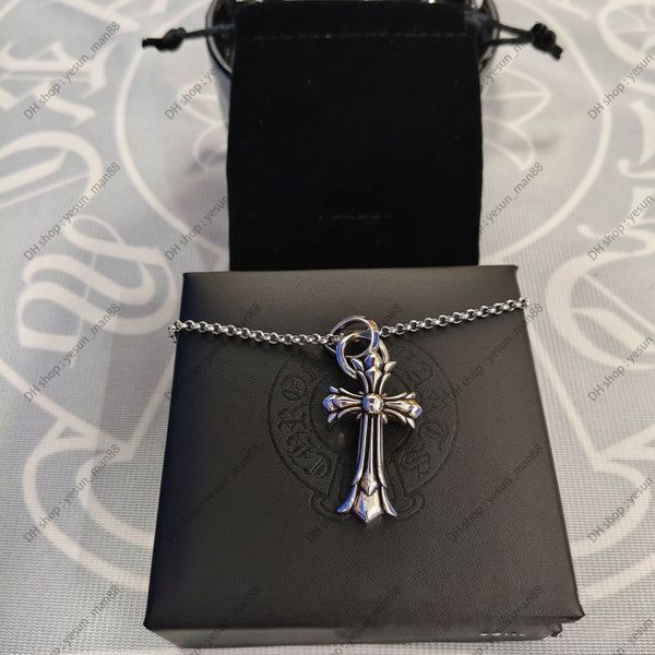 chrome Necklace Bold Letter Cross Women chromes Necklaces Designer Brand Flower Pendant Chain Men chromed Jewelry Necklace A2Fr - Jewelry - yakudashop